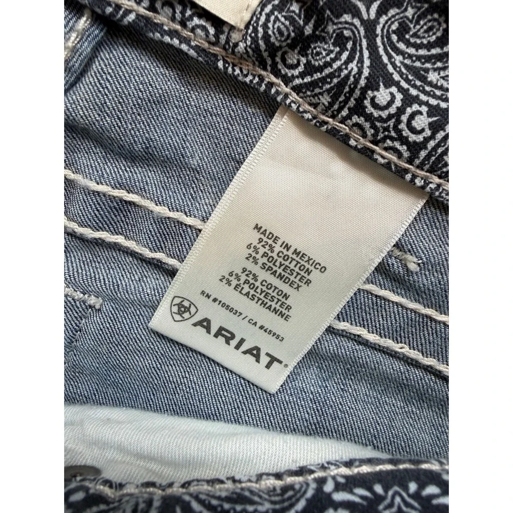 Ariat REAL Denim Straight Leg Jeans 26 26R Rainstorm Icon Mid Rise Western Jean